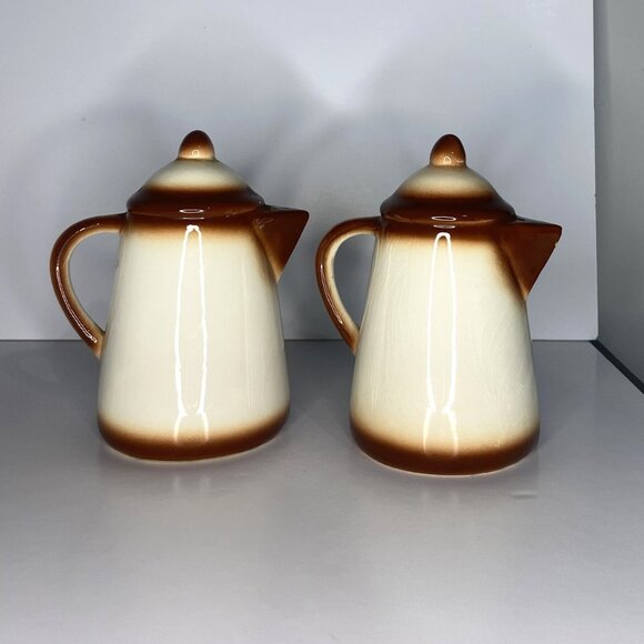 Large Vintage Coffee Pot Shaped Salt & Pepper Shakers Pot Luck - Picture 3 of 6